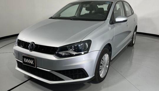 Volkswagen • Vento