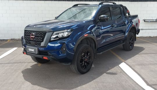 Nissan • Frontier