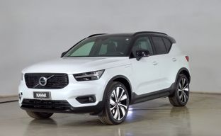 Volvo • XC40