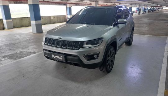 Jeep • Compass