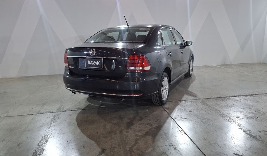 Volkswagen Vento 1.6 COMFORTLINE STD. Sedan 2018