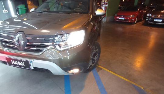 Renault • Duster