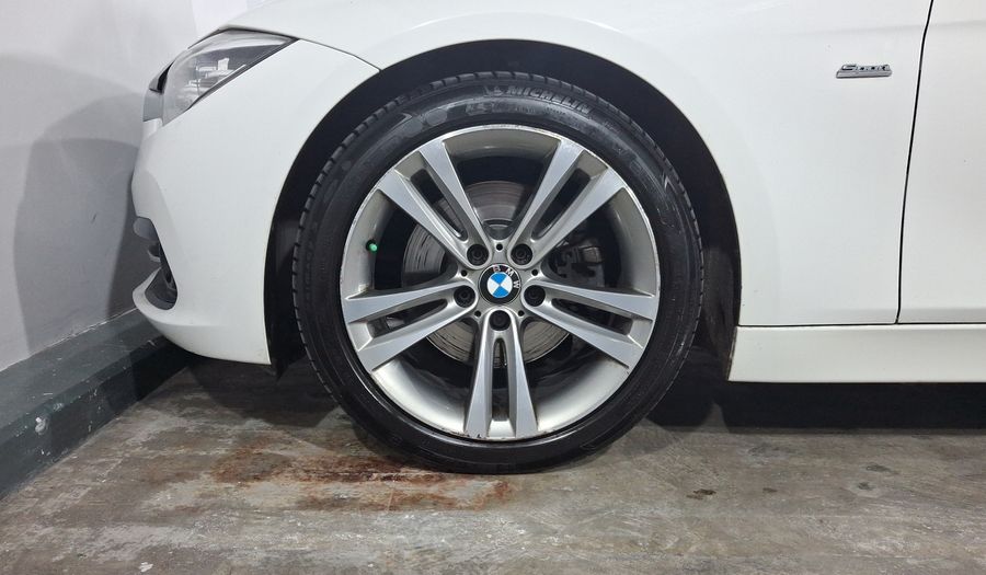 Bmw Serie 3 2.0 330IA SPORT LINE AUTO Sedan 2017