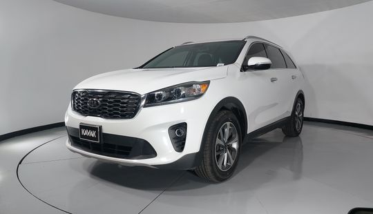 Kia • Sorento