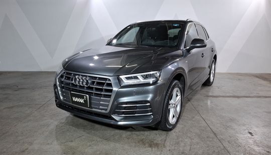 Audi • Q5