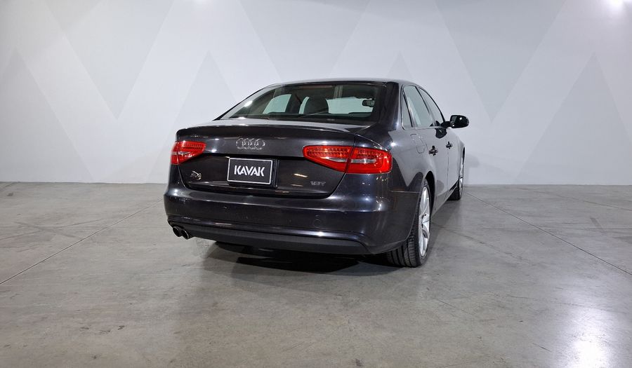 Audi A4 1.8 TFSI SPORT LMT EDITION MULTITRONIC Sedan 2015