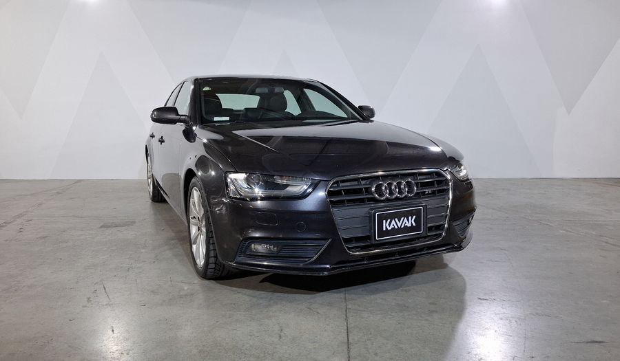 Audi A4 1.8 TFSI SPORT LMT EDITION MULTITRONIC Sedan 2015