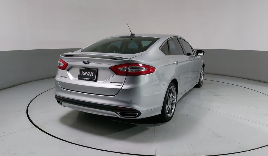 Ford Fusion 2.0 GTDI TITANIUM PLUS AT Sedan 2015