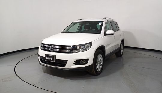 Volkswagen • Tiguan