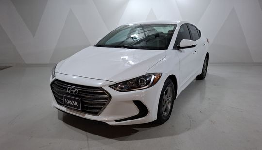 Hyundai • Elantra