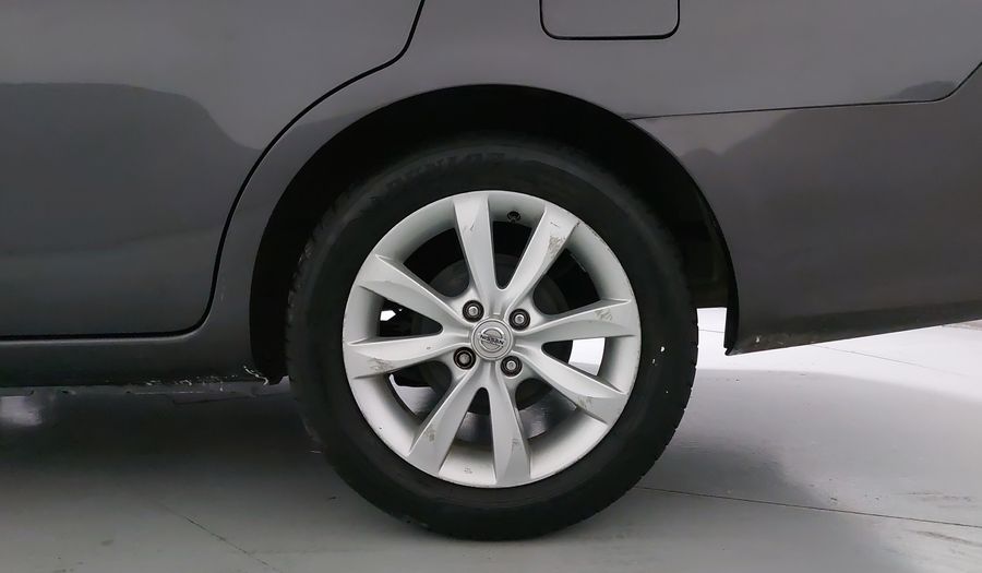 Nissan Versa 1.6 ADVANCE TA AC Sedan 2016