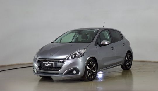 Peugeot • 208