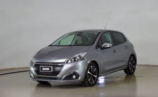 Peugeot • 208