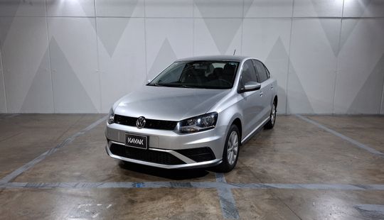 Volkswagen • Vento