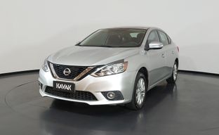 Nissan • Sentra