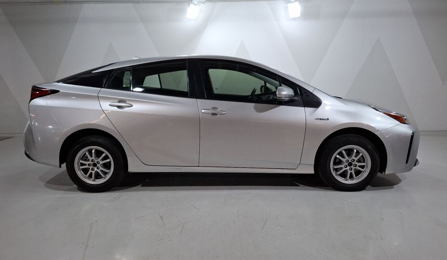 Toyota Prius 1.8 HEV BASE AUTO Hatchback 2021