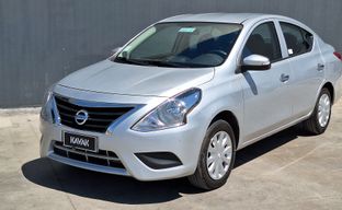 Nissan • Versa