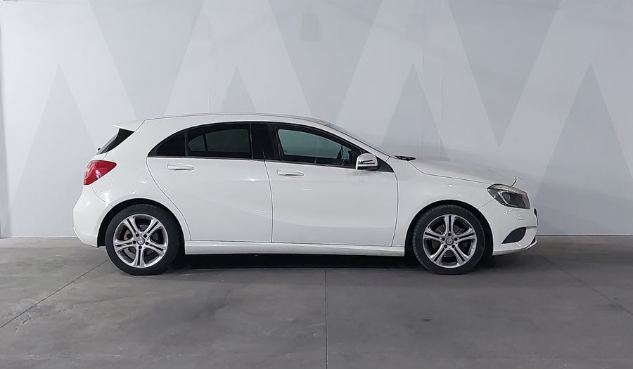 Mercedes Benz Clase A 1.6 200 CGI 7G-DCT Hatchback 2015