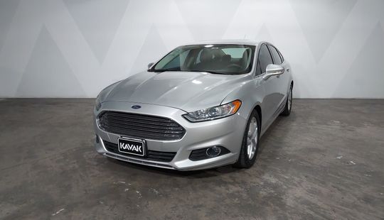 Ford • Fusion