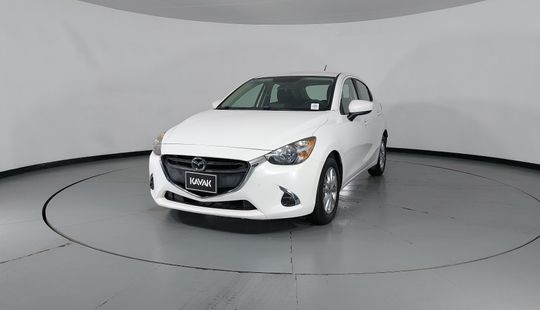 Mazda • Mazda 2