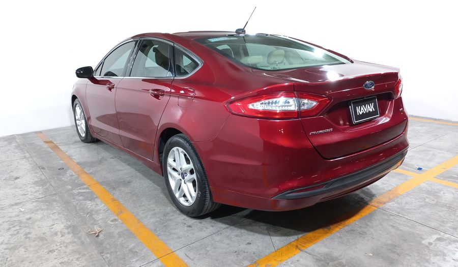 Ford Fusion 2.5 SE I4 NAV ADVANCE AT Sedan 2016