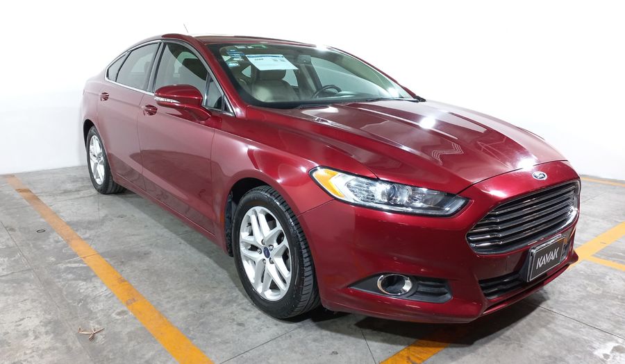 Ford Fusion 2.5 SE I4 NAV ADVANCE AT Sedan 2016