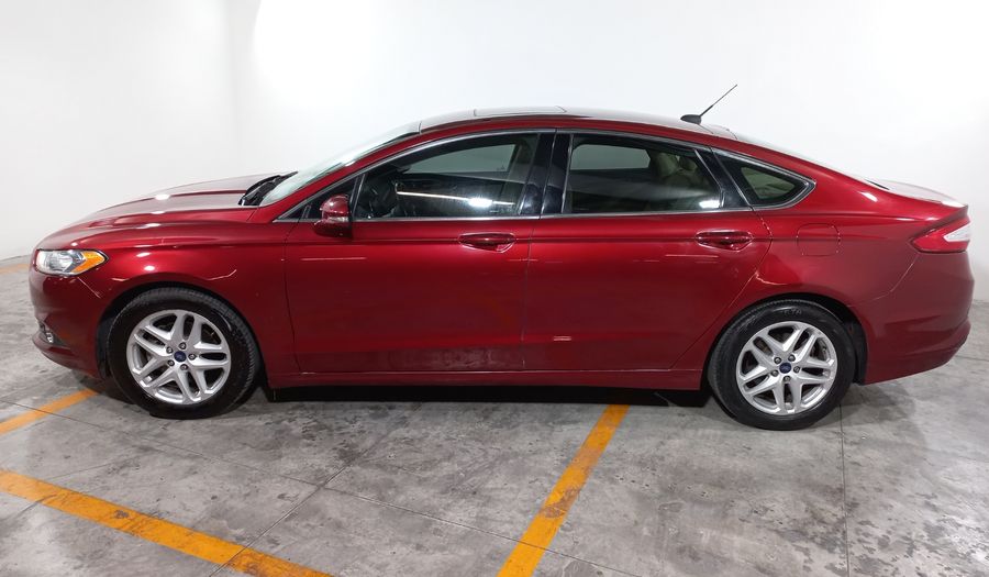 Ford Fusion 2.5 SE I4 NAV ADVANCE AT Sedan 2016