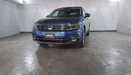 Volkswagen • Tiguan