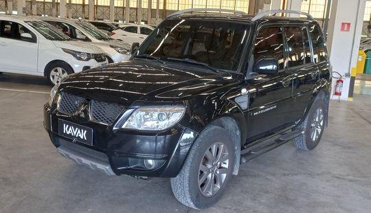 Mitsubishi Pajero TR4 AUTOMATICO FLEX-2015