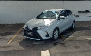 Toyota • Yaris