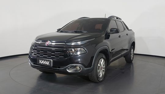 Fiat • Toro