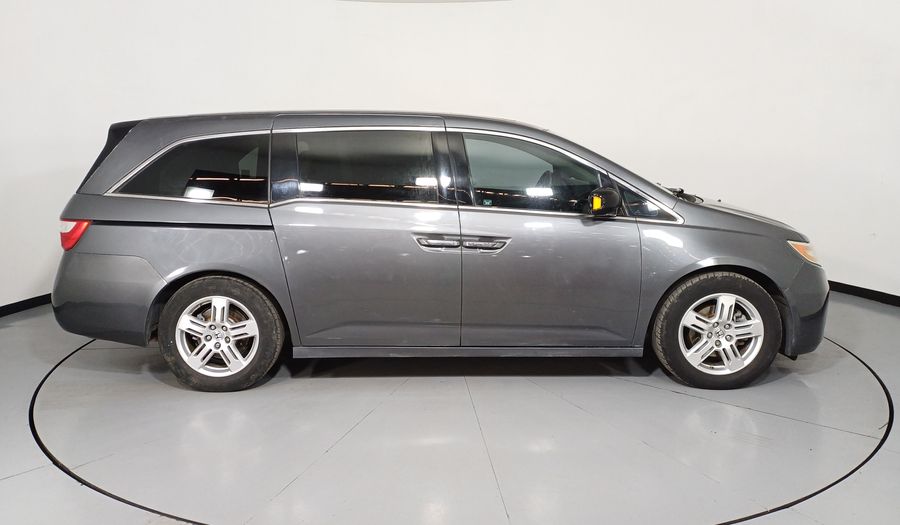 Honda Odyssey 3.5 TOURING AT Minivan 2011