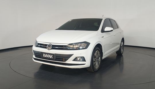 Volkswagen • Polo