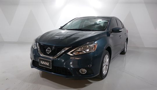 Nissan • Sentra