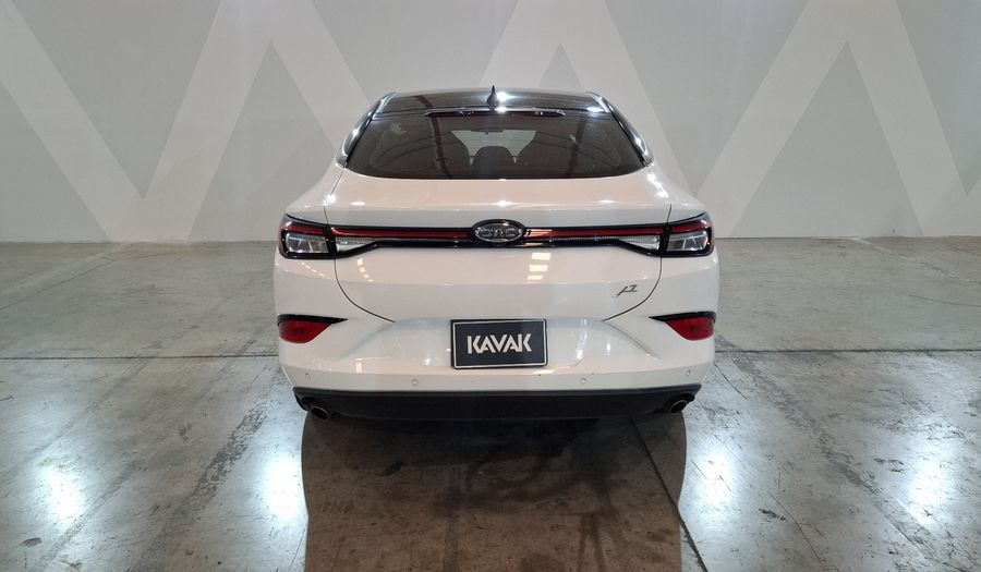 Jac J7 1.5 QUANTUM CVT Hatchback 2022