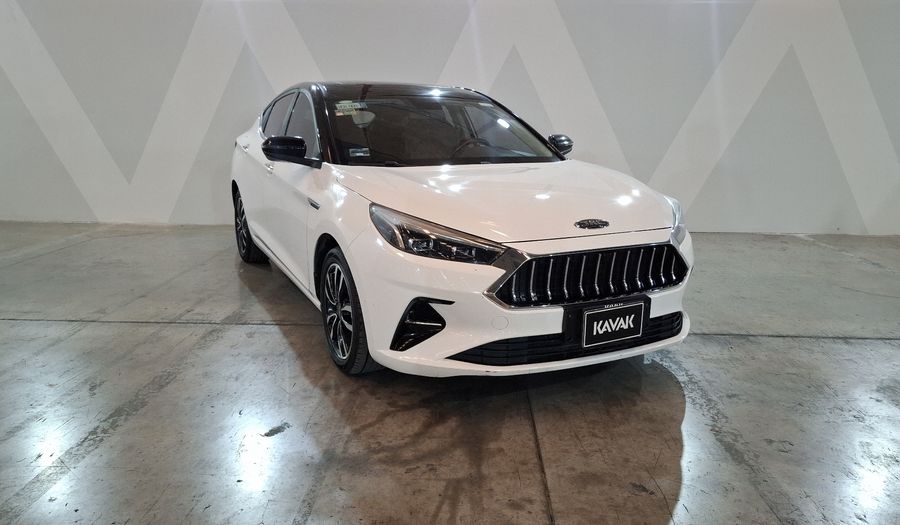 Jac J7 1.5 QUANTUM CVT Hatchback 2022