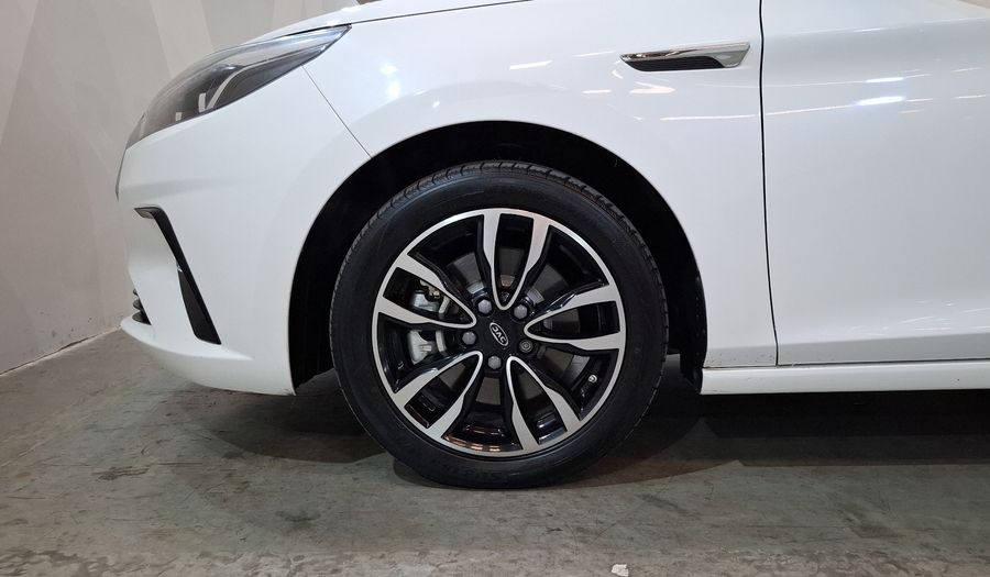 Jac J7 1.5 QUANTUM CVT Hatchback 2022