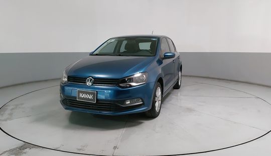 Volkswagen • Polo