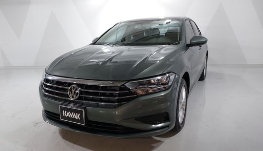 Volkswagen • Jetta