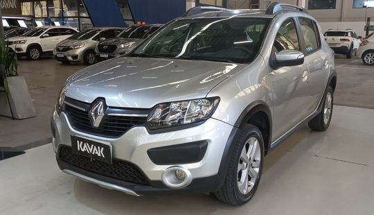 Renault Sandero STEPWAY-2015