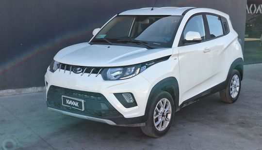 Mahindra • Kuv 100