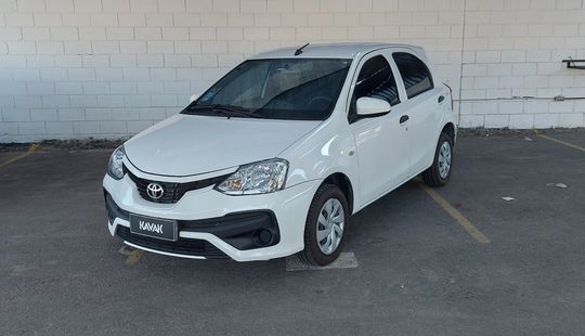 Toyota Etios 1.5 X-2022