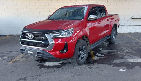 Toyota Hilux 2.8 CD SRV L21 MT 4X4 Pickup 2023