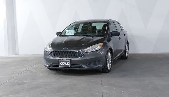 Ford • Focus