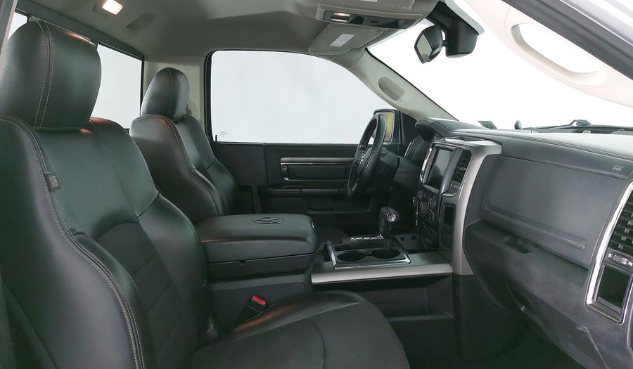 Ram 2500 5.7 RT 4WD Pickup 2014