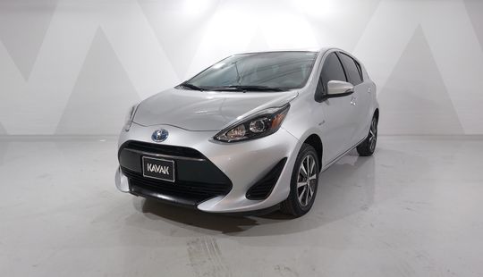 Toyota • Prius C