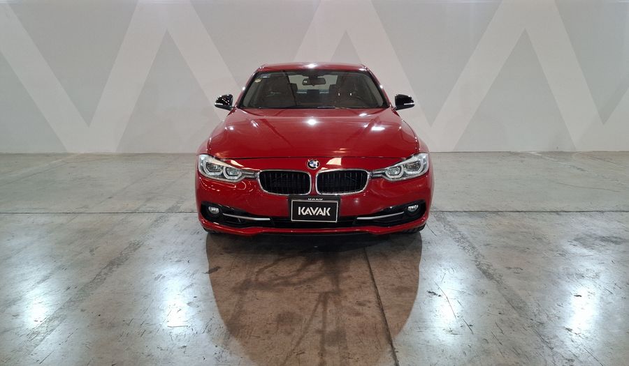 Bmw Serie 3 1.5 318IA SPORT LINE AUTO Sedan 2018