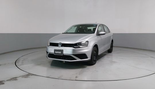 Volkswagen • Vento