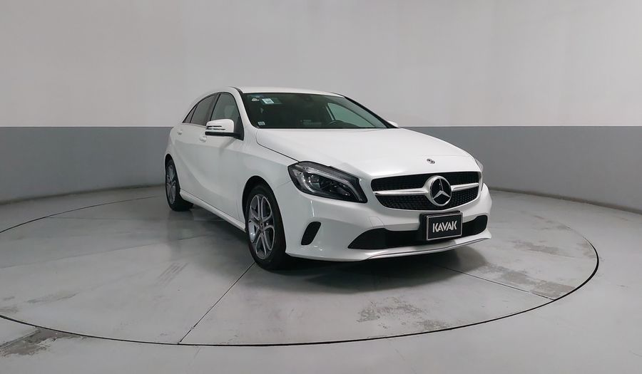 Mercedes Benz Clase A 1.6 200 STYLE DCT Hatchback 2018