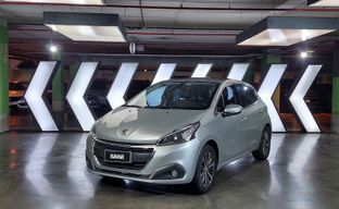 Peugeot • 208